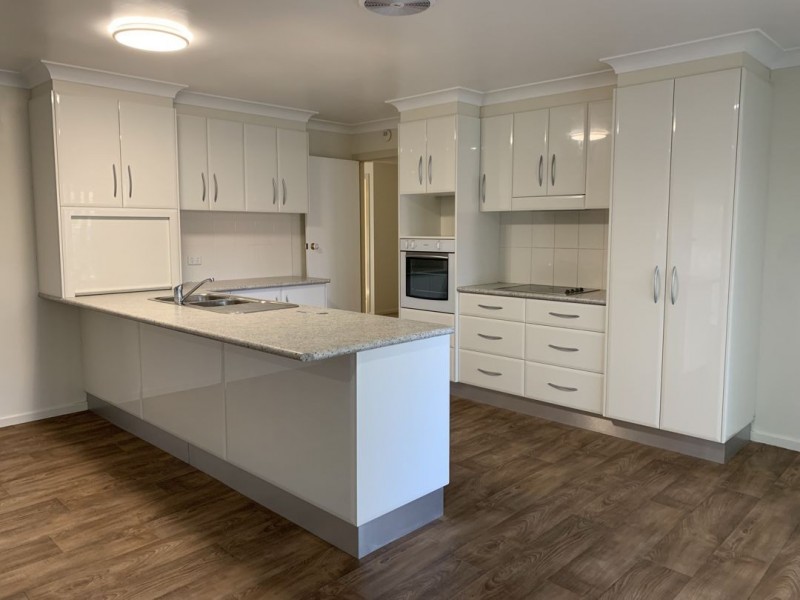 25 Maple Avenue, Moree NSW 2400