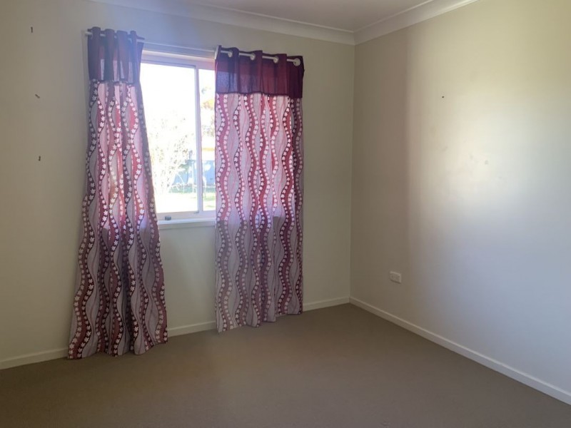 25 Maple Avenue, Moree NSW 2400