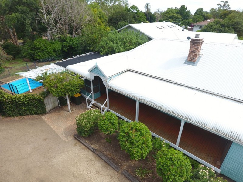 12 MERINDAH AVENUE, Moree NSW 2400