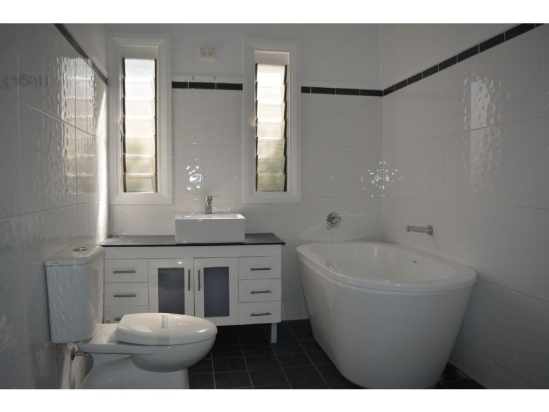 41 EDWARD STREET, Moree NSW 2400