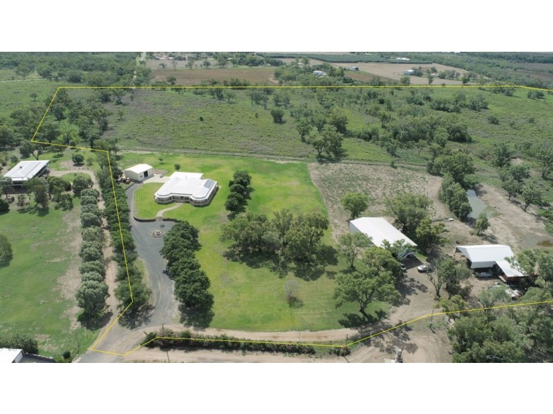 9 ROBERTSON AVENUE, Moree NSW 2400