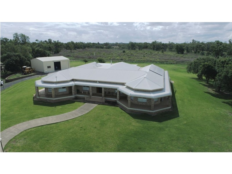 9 ROBERTSON AVENUE, Moree NSW 2400