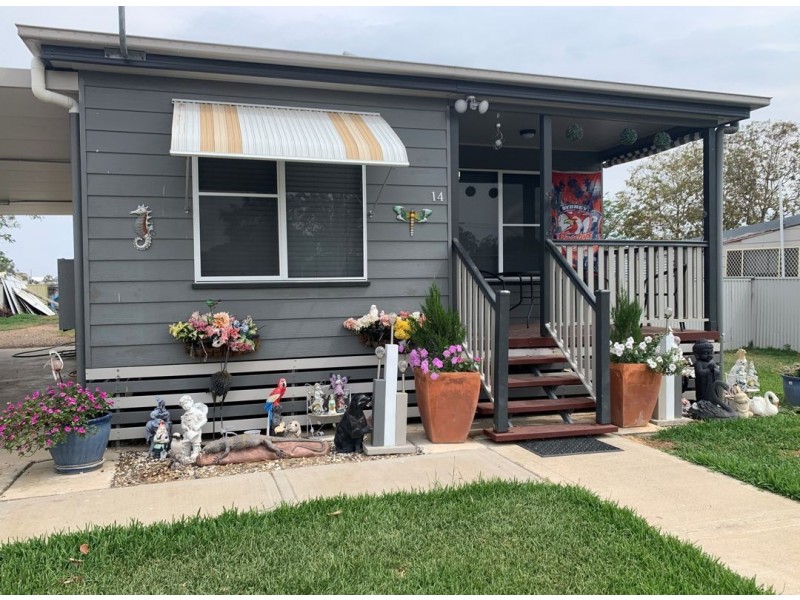 14 Maude Street, Moree NSW 2400