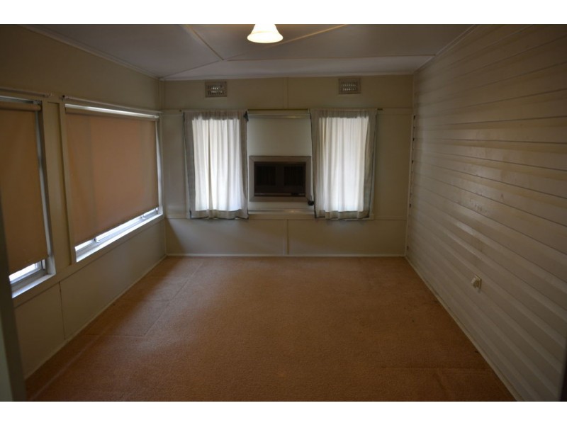 320 Auburn Street, Moree NSW 2400