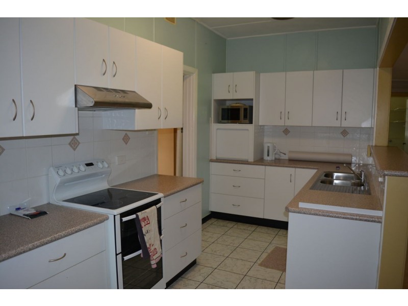 320 Auburn Street, Moree NSW 2400