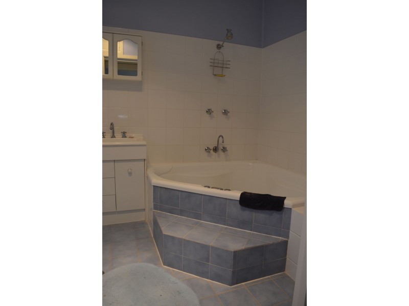 320 Auburn Street, Moree NSW 2400