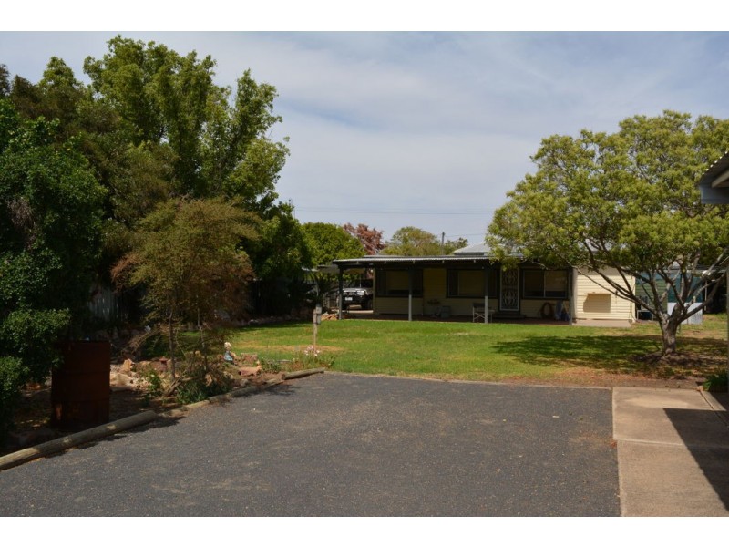 320 Auburn Street, Moree NSW 2400