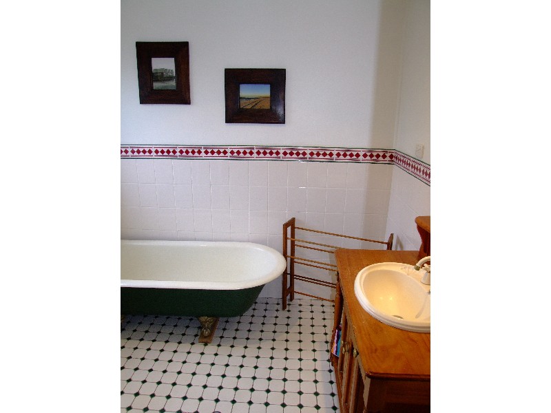 28 Edward Street, Moree NSW 2400