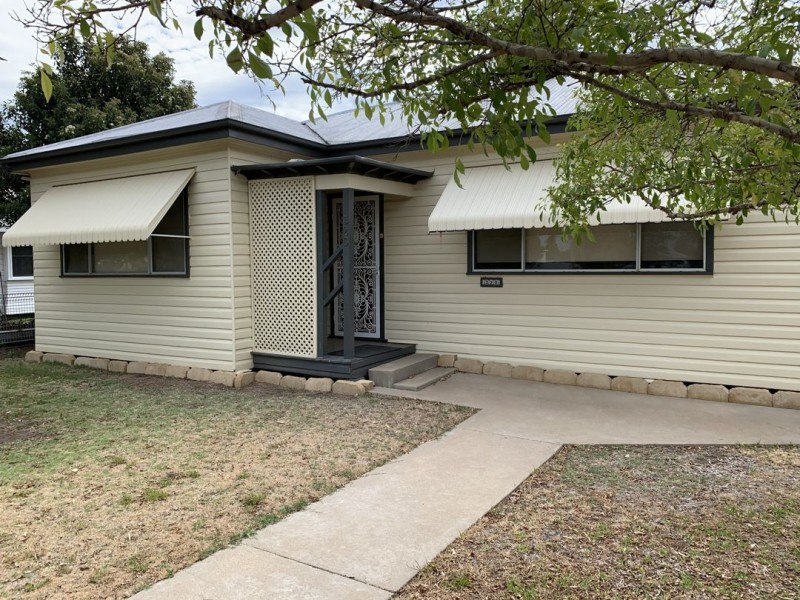 320 Auburn Street, Moree NSW 2400