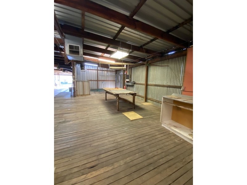 2 Thompson Avenue, Moree NSW 2400