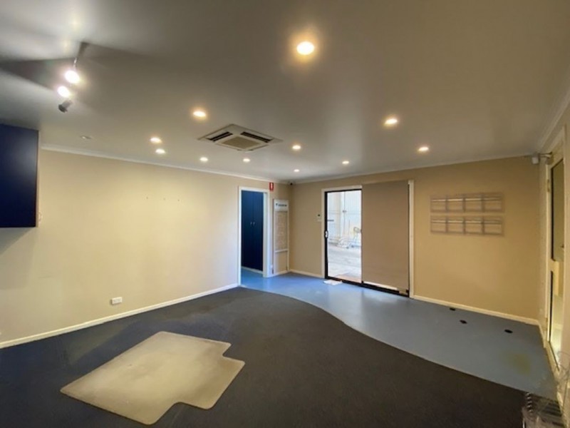 2 Thompson Avenue, Moree NSW 2400