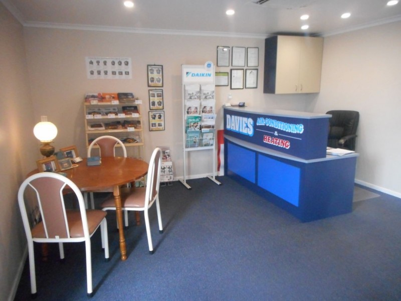 2 Thompson Avenue, Moree NSW 2400