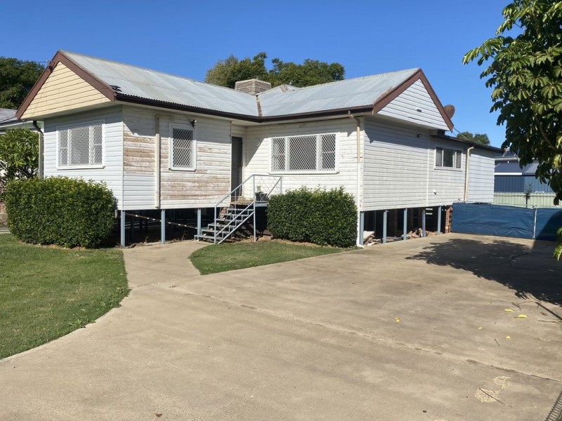 48 Iris Street, Moree NSW 2400