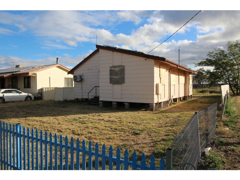 11 Arunga Street, Moree NSW 2400