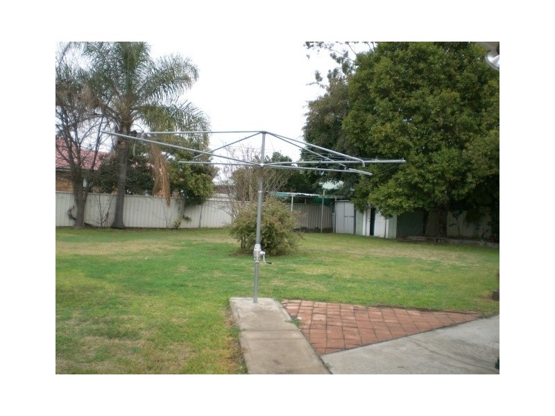 25 Maple Avenue, Moree NSW 2400
