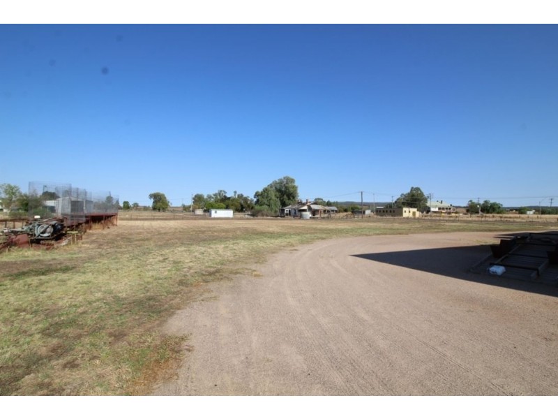 1 Railway Parade, Warialda Rail NSW 2402