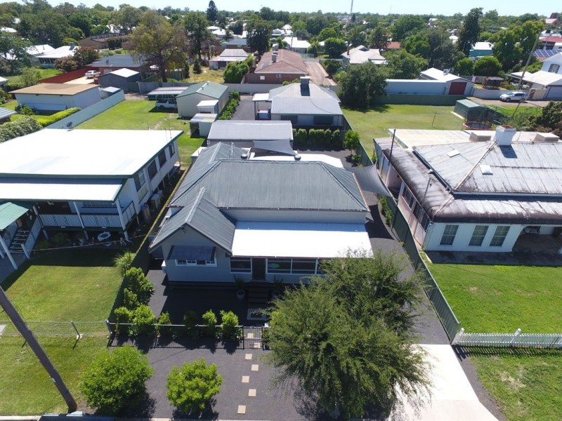 30A & 30B Mackenzie St, Moree NSW 2400