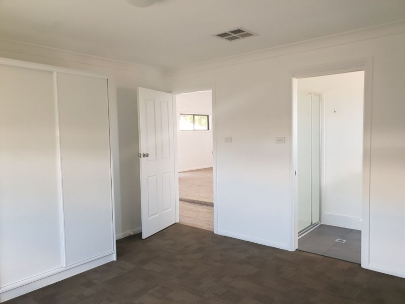 30A & 30B Mackenzie St, Moree NSW 2400