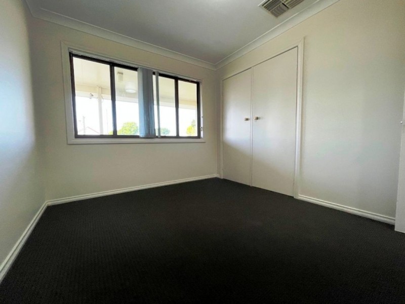 11 Calgorm Street, Moree NSW 2400