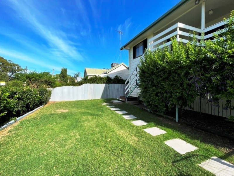 11 Calgorm Street, Moree NSW 2400