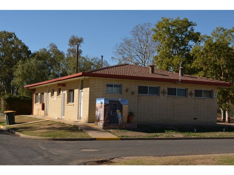 28 Oak Street, Moree NSW 2400