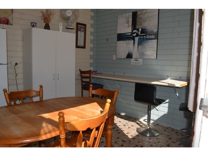 28 Oak Street, Moree NSW 2400