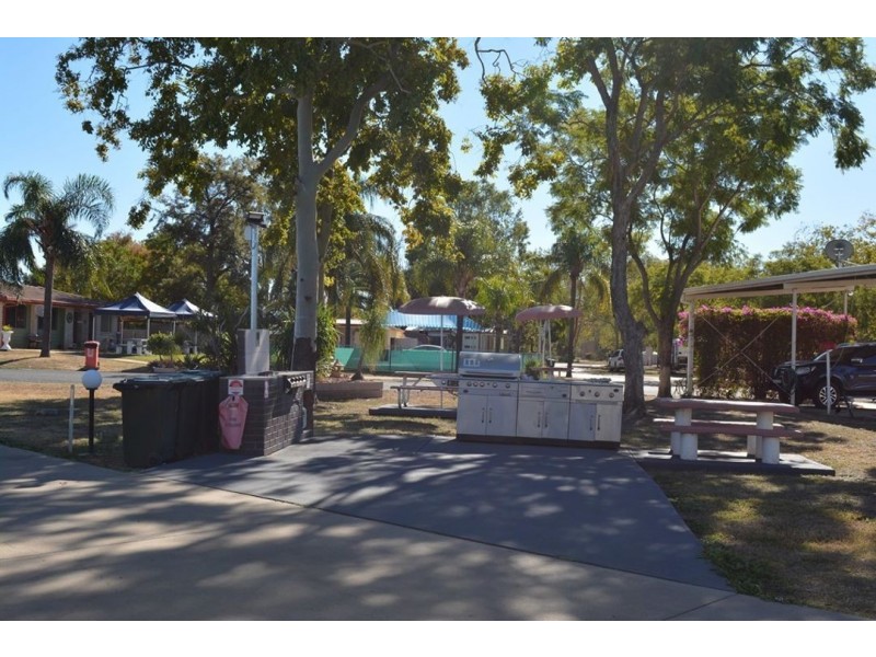 28 Oak Street, Moree NSW 2400