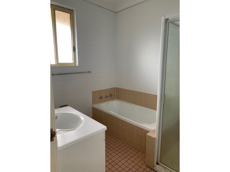 3 4-6 Dover Street, Moree NSW 2400