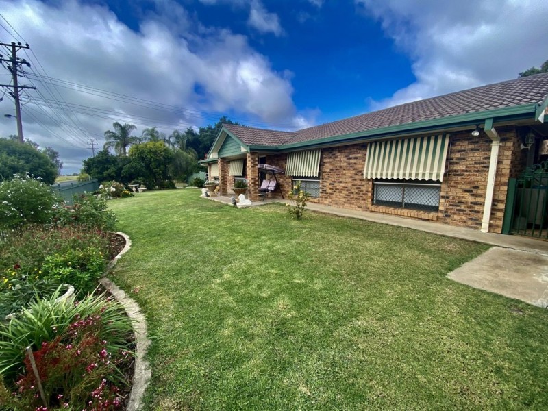 1 Maple Avenue, Moree NSW 2400