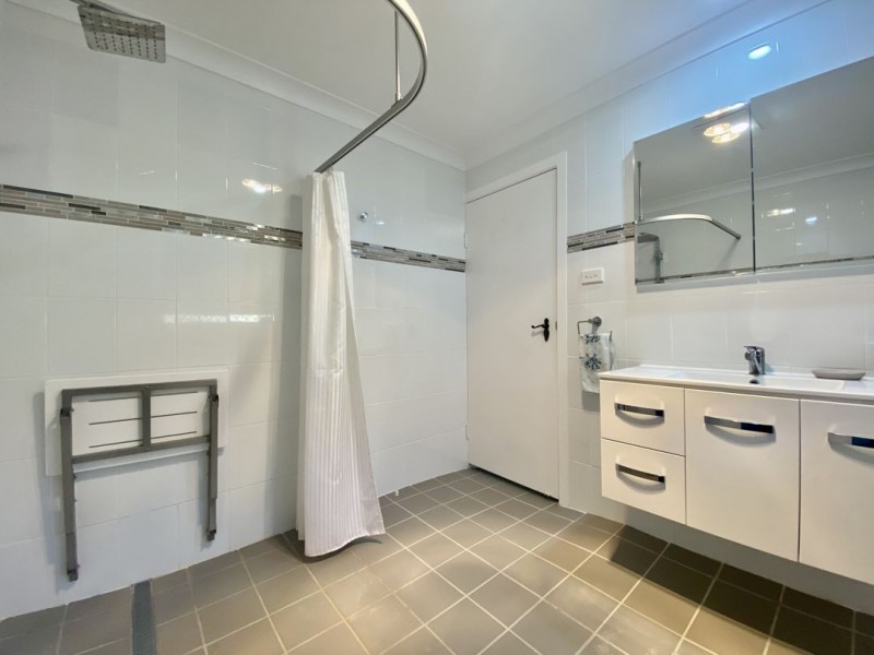 1 Maple Avenue, Moree NSW 2400