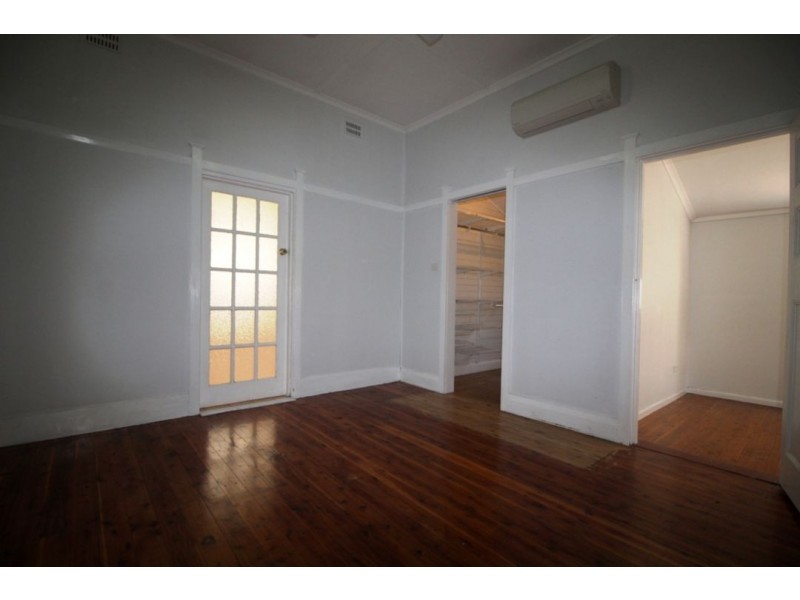3 Auburn St, Moree NSW 2400