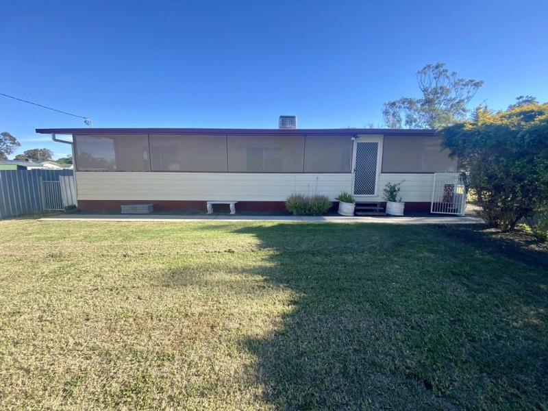 57 Boolooroo Street, Ashley NSW 2400