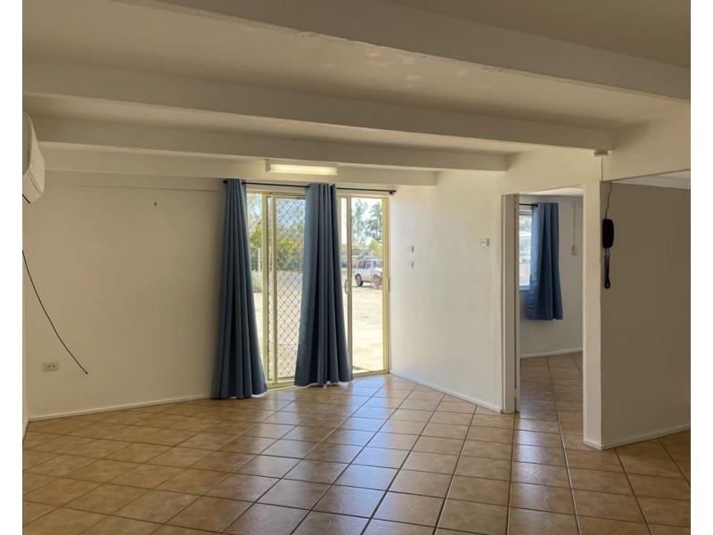 11 Silica Street, Lightning Ridge NSW 2834