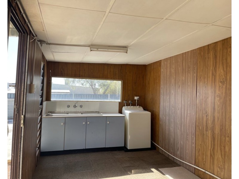 11 Silica Street, Lightning Ridge NSW 2834