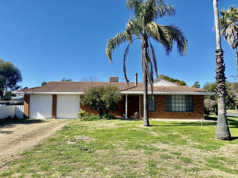 1 Keperra Place, Moree NSW 2400