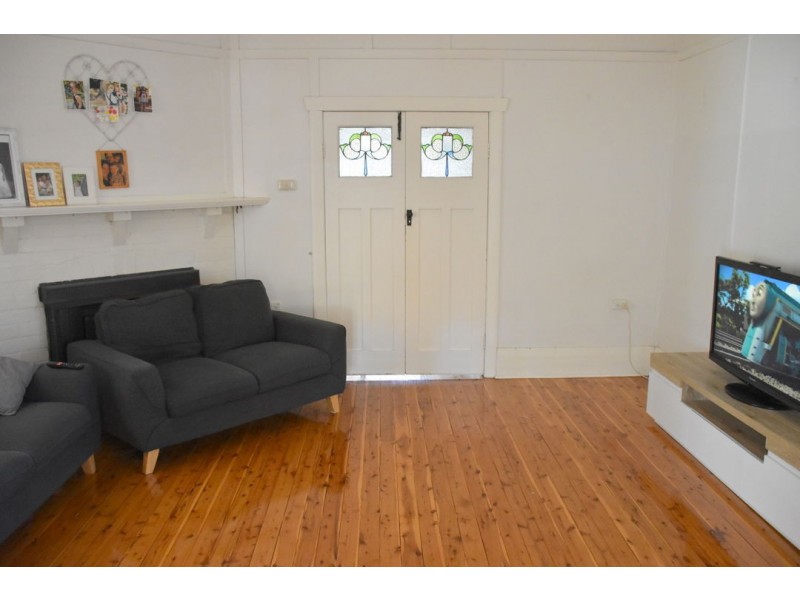 11 Frome Street, Moree NSW 2400