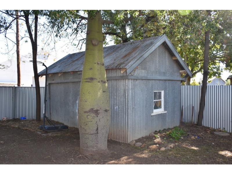 11 Frome Street, Moree NSW 2400