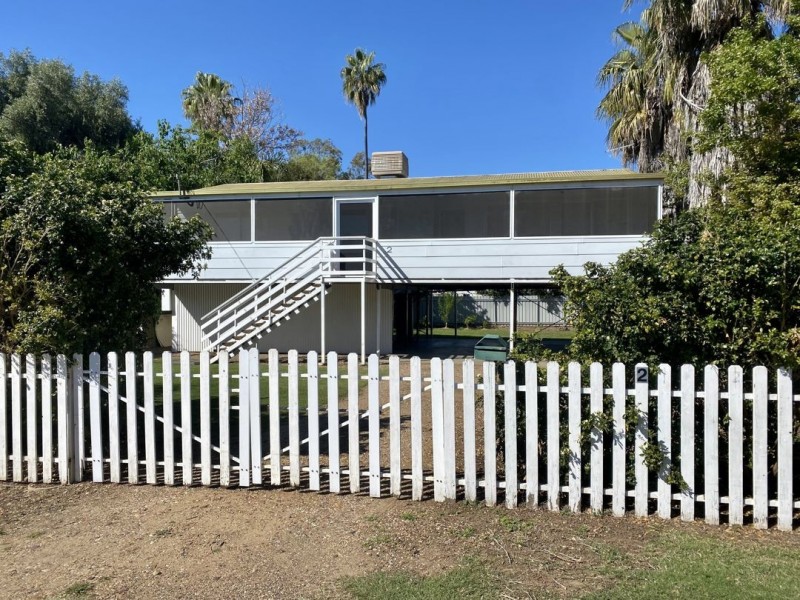2 Drummond Street, Moree NSW 2400