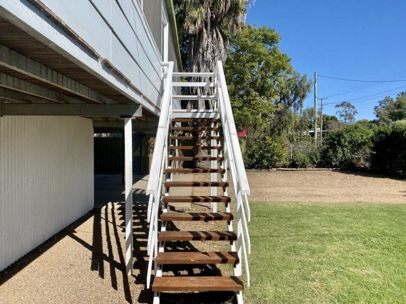 2 Drummond Street, Moree NSW 2400