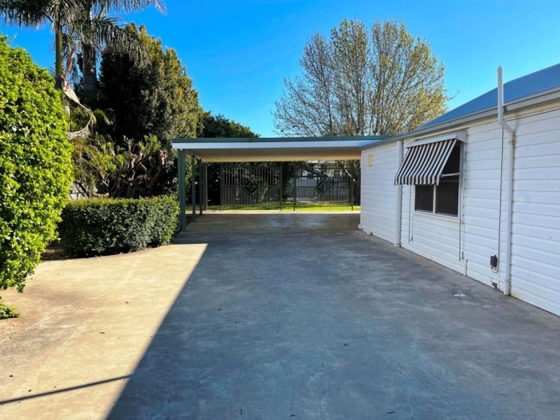 1 Dobbie Street, Moree NSW 2400
