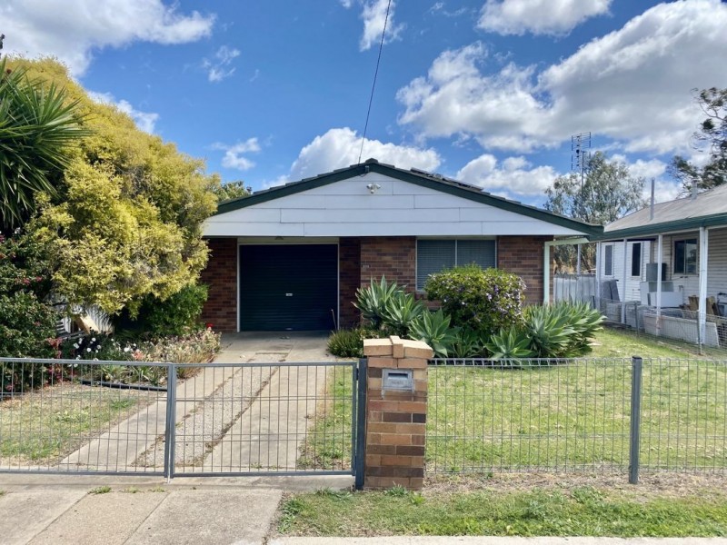 305 Warialda Street, Moree NSW 2400