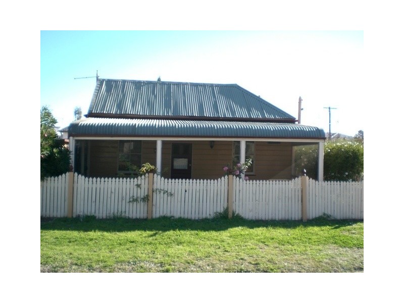 2 David Street, Moree NSW 2400