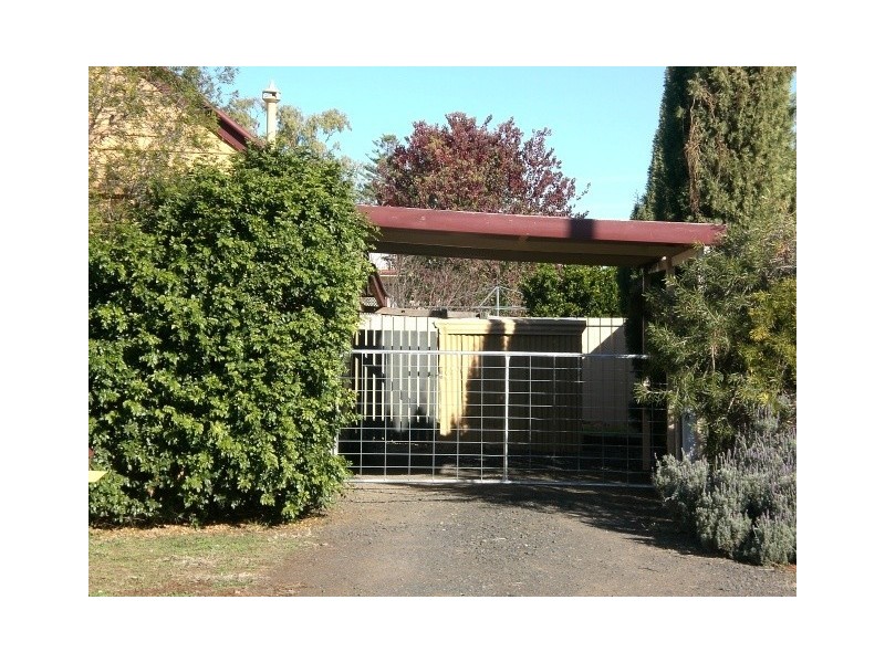 2 David Street, Moree NSW 2400