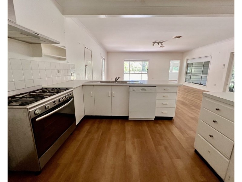 7 Merindah Ave, Moree NSW 2400