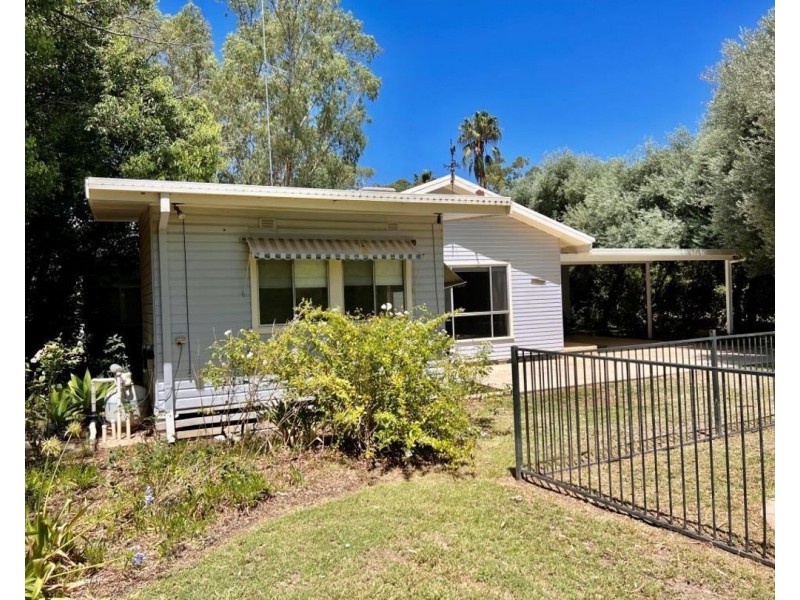 7 Merindah Ave, Moree NSW 2400