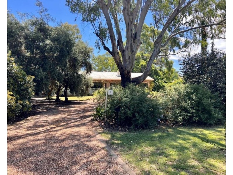 7 Merindah Ave, Moree NSW 2400