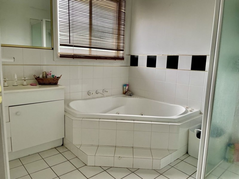 3 Rosewood Close, Moree NSW 2400