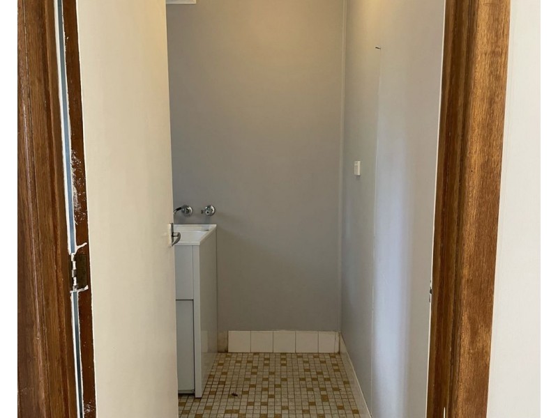 1/2 Matrix Street, Lightning Ridge NSW 2834