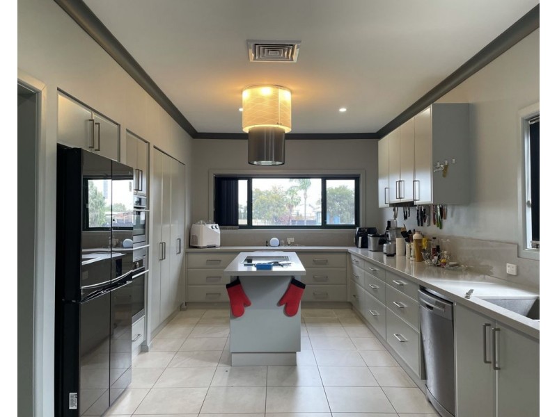 15 Euroka Street, Walgett NSW 2832