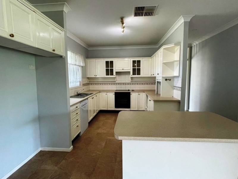 52 Chinamans Lane, Moree NSW 2400